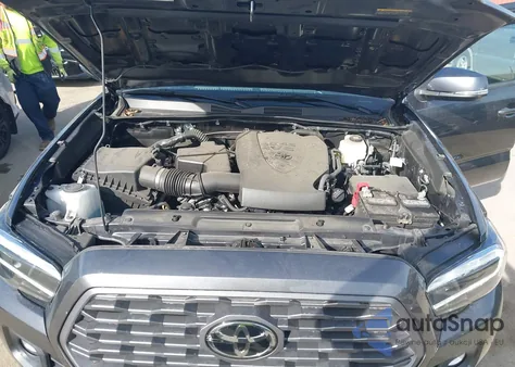 2023 Toyota Tacoma Trd Off Road z USA, uszkodzony, nr VIN 3TMCZ5AN3PM637420